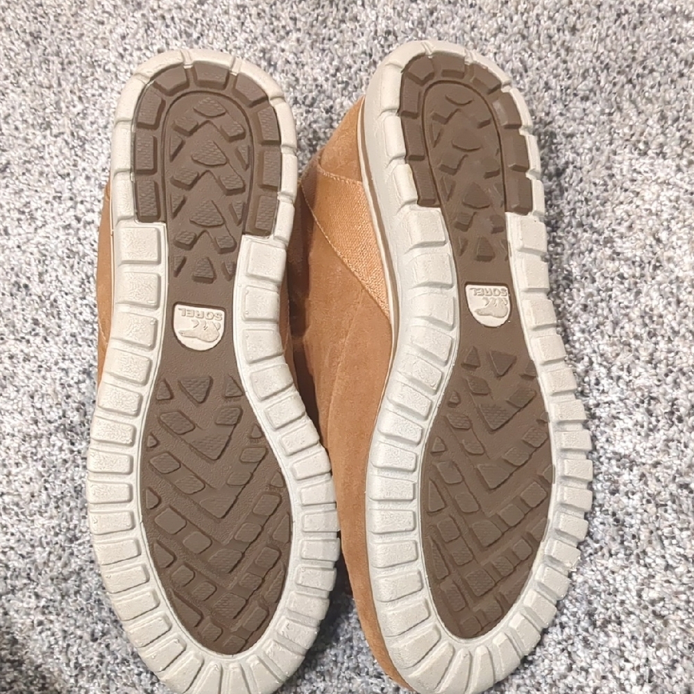 Sorel Women's Tan Ankle Boots - Picture 6 of 7